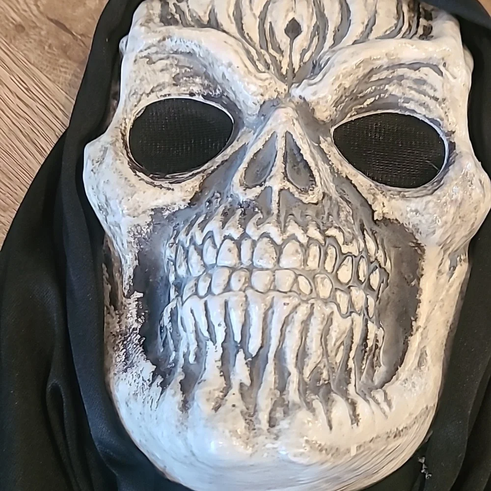Halloween skeleton costume